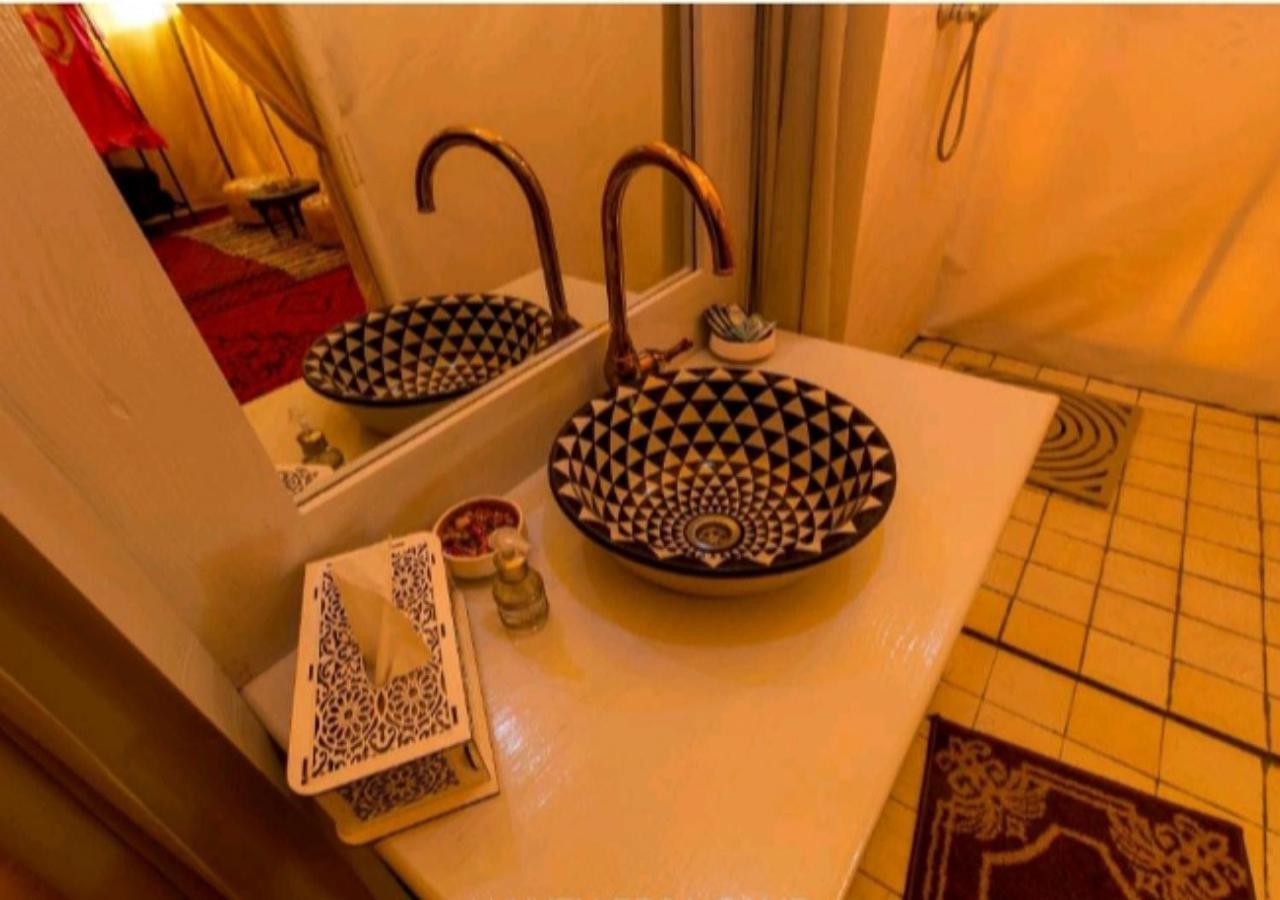Fantastic Luxury Camp 호텔 메르주가 외부 사진